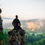 Gustavo Luíz Guilherme Pinto explica como o mindfulness se tornou uma poderosa ferramenta para fortalecer a saúde mental e o equilíbrio emocional.