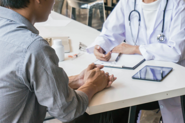 Expansão da residência médica fortalece a formação de especialistas no sistema público